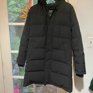 Aritzia TNA Bancroft Down Jacket